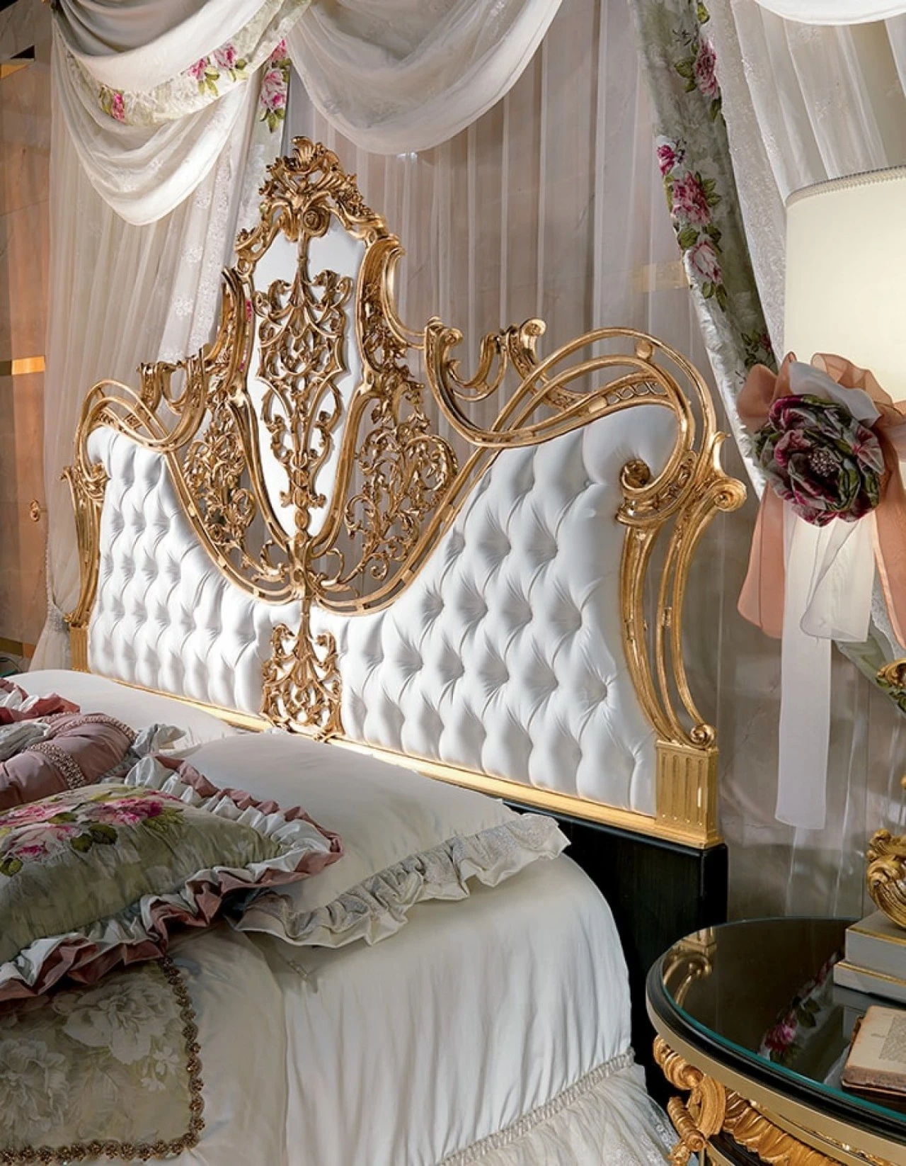Essence Classic Bedroom, image 8 of 8, coordinated Italian furniture collection