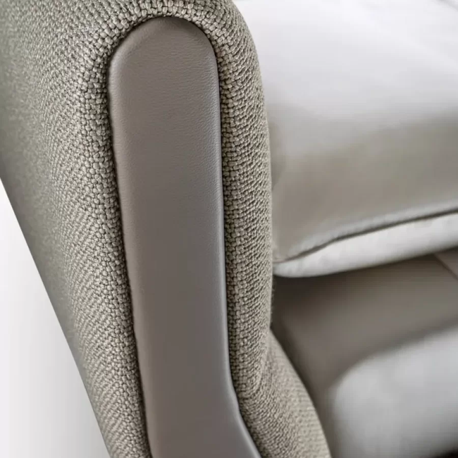 Sharon Bed by Cantori, Italian furniture company for the bedroom, contemporary double bed