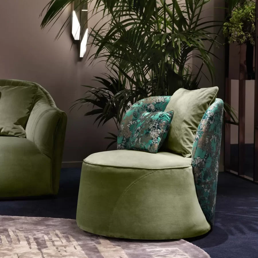 Ametista Armchair by Epoque, Italian furniture company for the living room, in leather