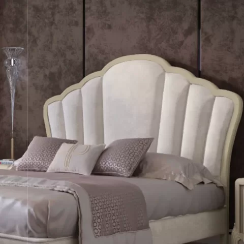 Ocean Shell-shaped Bed, Upholstered Frame, Hand-carved legs