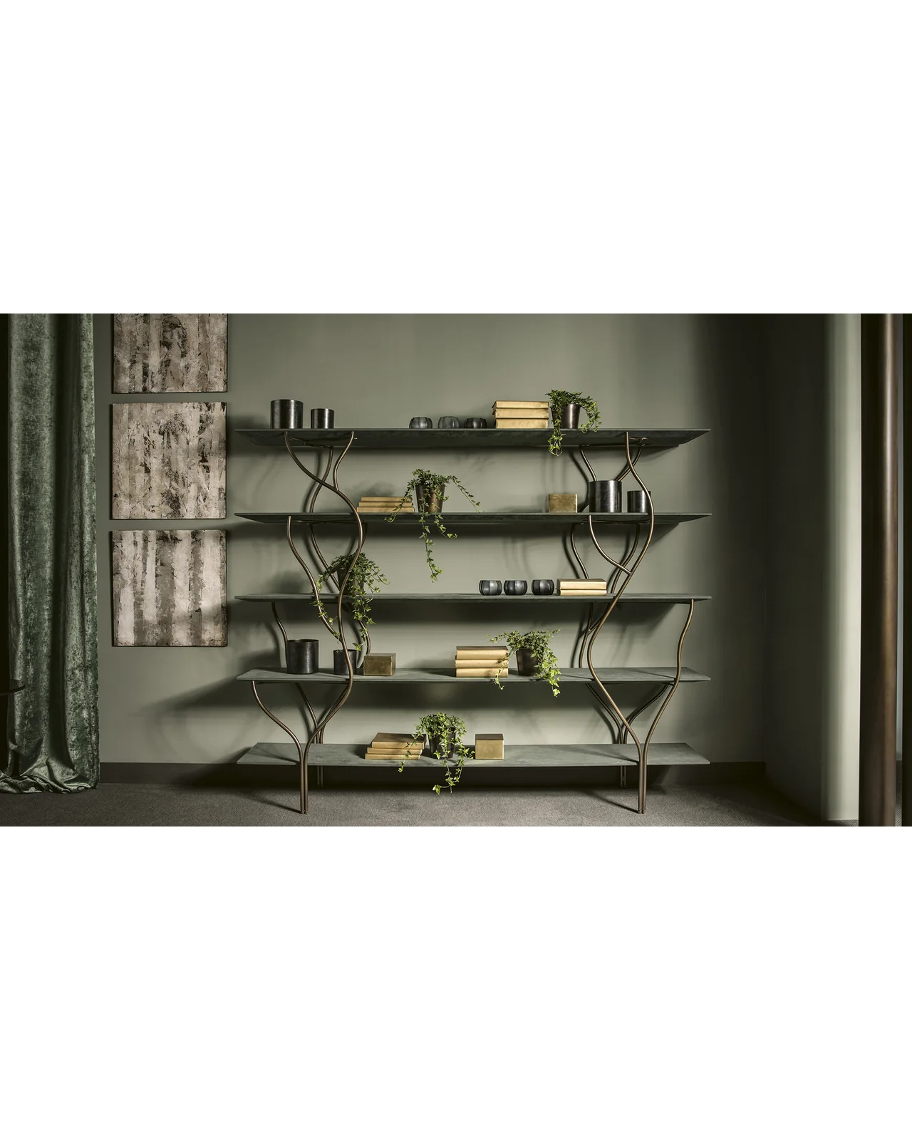 Albero bookcase by Cantori, in an interior setting, photo 6 of 6