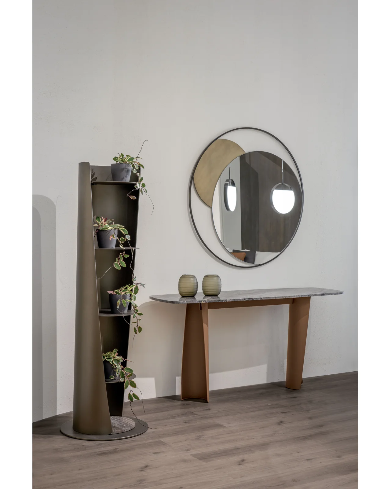 Ulisse bookcase by Cantori, in an interior setting, photo 5 of 7