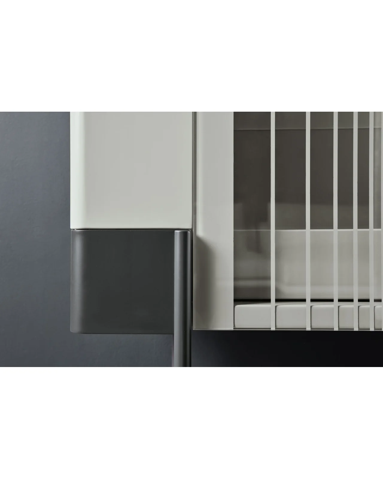Valley cabinet bar by Cantori, in an interior setting, photo 2 of 5