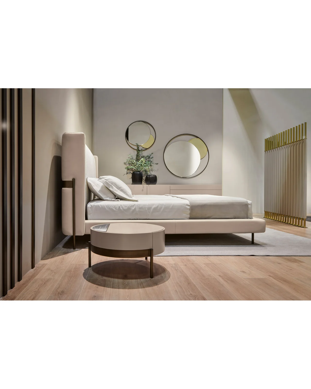 Valley High bed by Cantori, in an interior setting, photo 3 of 4