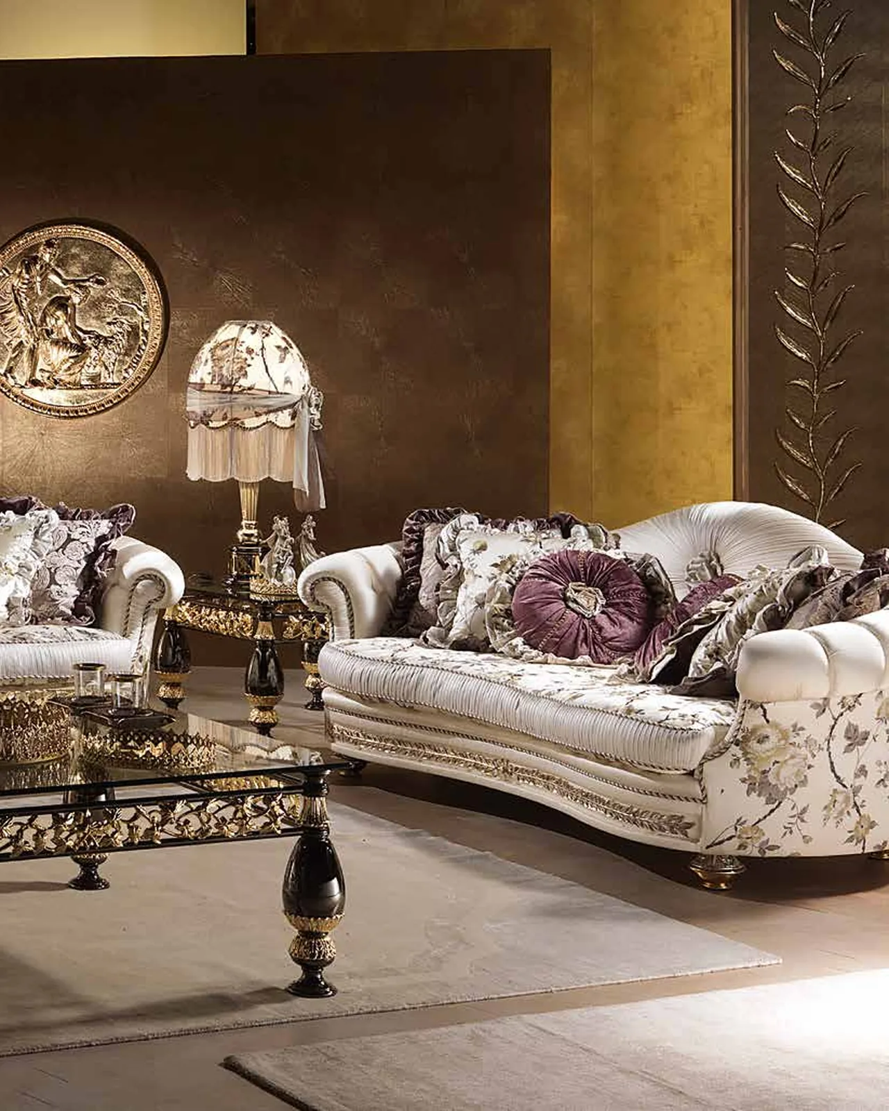 Aida Three-Seater Sofa AD073, Cappelletti Aida collection, classic Italian sofa in a classic living room setting, photo 2 of 3