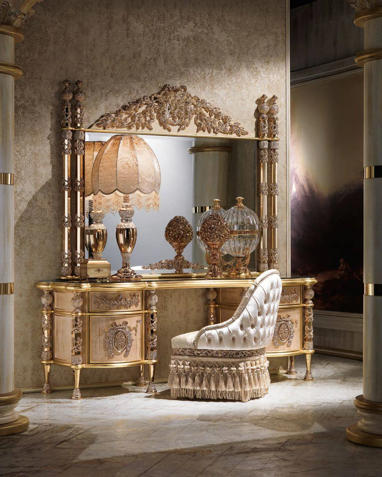 Royal Mirror with Metal Columns RY004, Cappelletti Royal collection, classic Italian mirror in a classic bedroom setting, photo 3 of 3