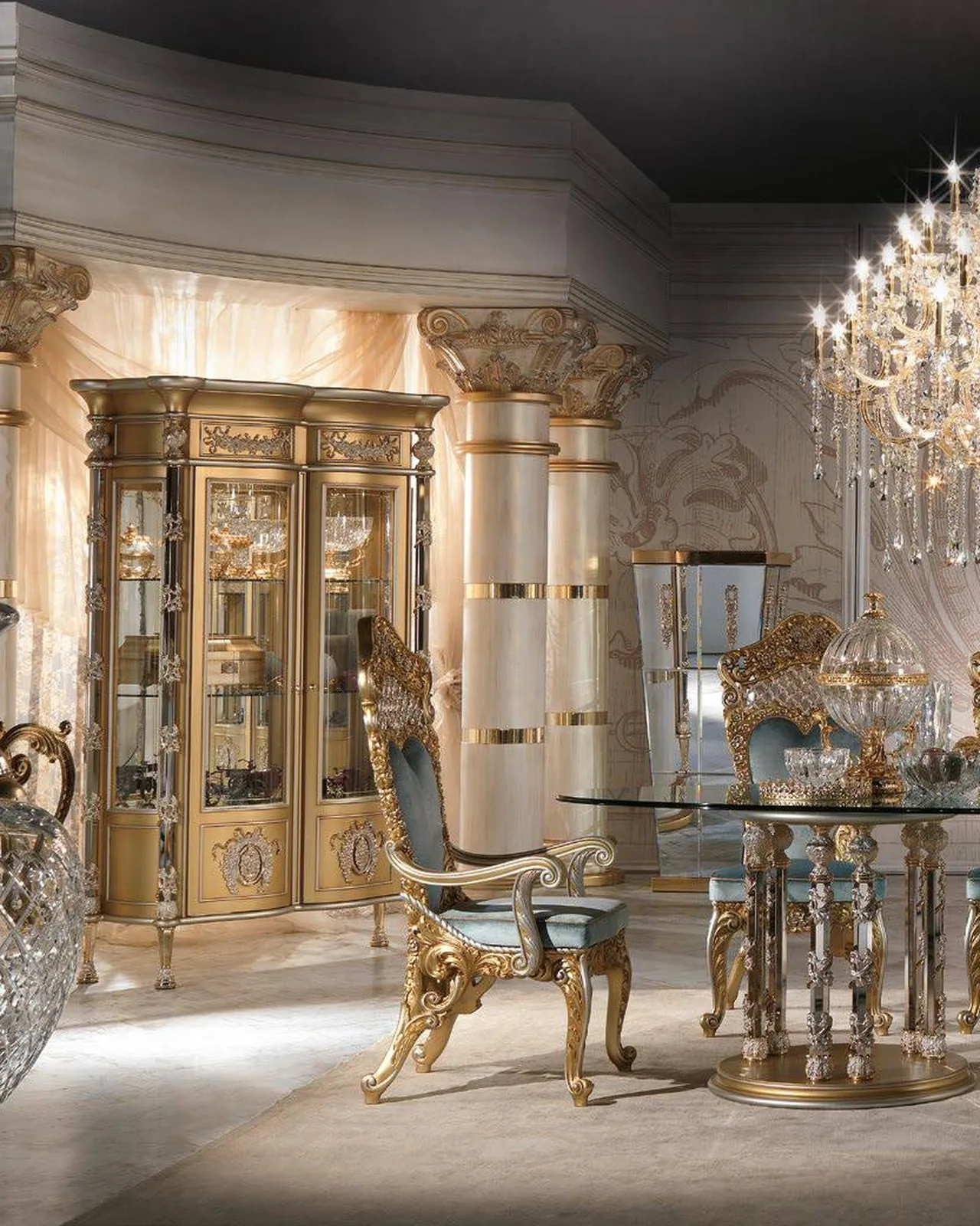 Royal Two-Door Showcase RY018, Cappelletti Royal collection, classic Italian display cabinet in a classic dining room setting, photo 3 of 3