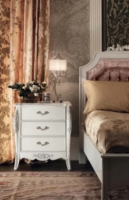 Classic bedroom bedside table Gran Guardia, Italian furniture store