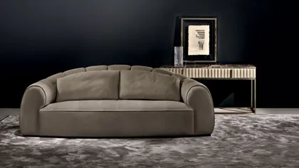ROYALE SOFA