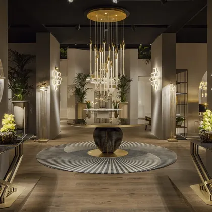 Leaf table, luxury dining table