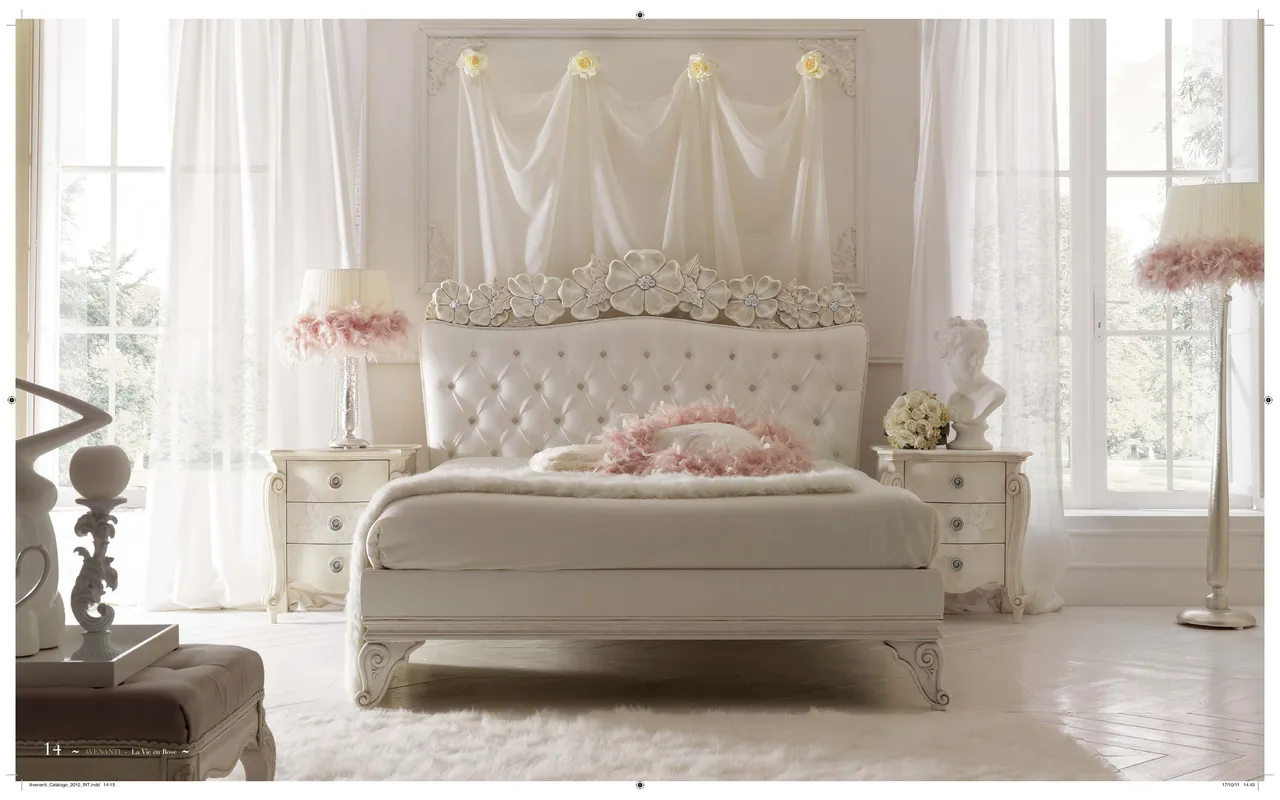 White classic bedroom, Luxury Bedroom Furniture